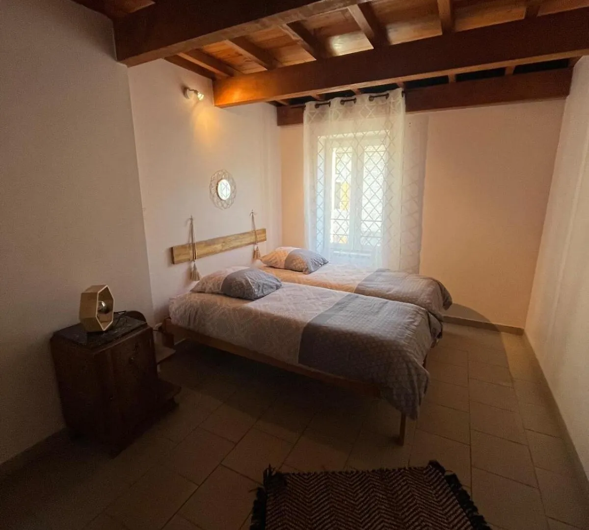Maison De Ville-3 Chambres-2 Salles De Bain Viviers 0*,