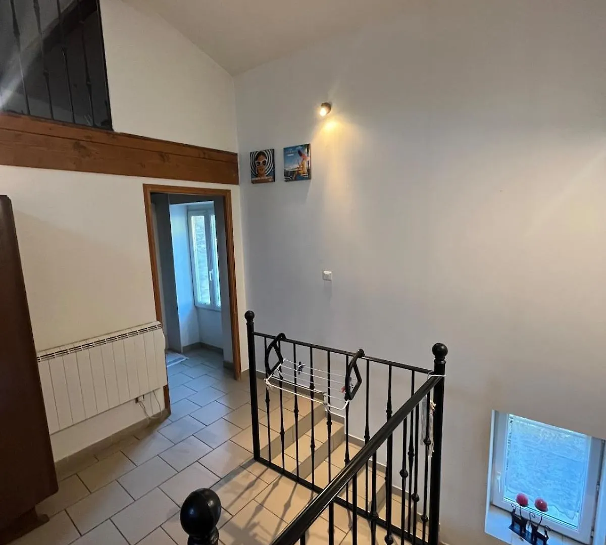 Holiday home Maison De Ville-3 Chambres-2 Salles De Bain Viviers